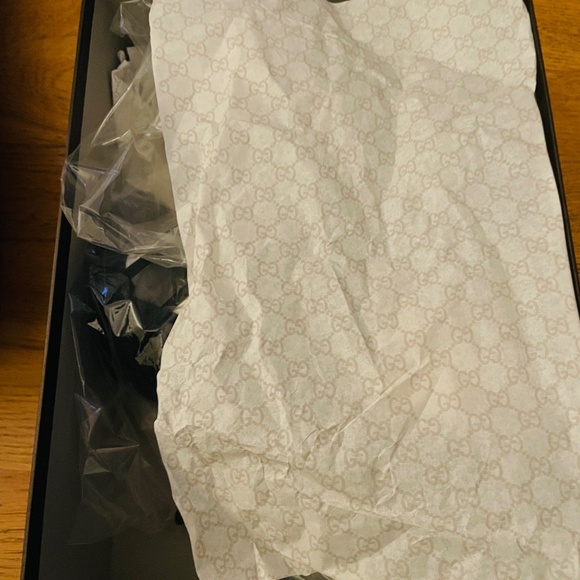 Gucci brand new black stilettos 8.5. box/ dust bag - Picture 5 of 10